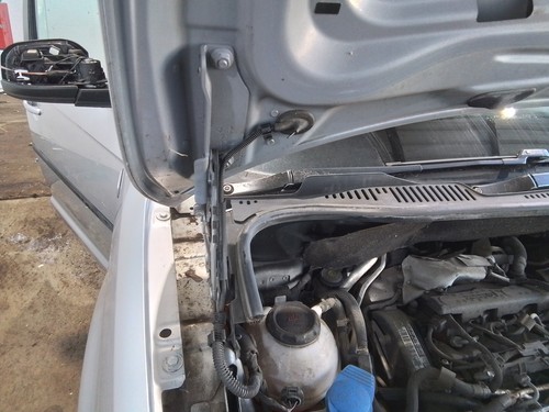 Bonnet hinge volkswagen - hinge,