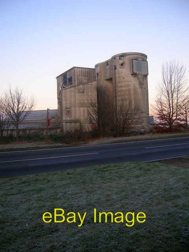 Photo 6x4 silo beeding cement - photo,
