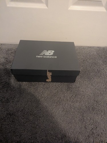 Empty new balance shoe - empty,