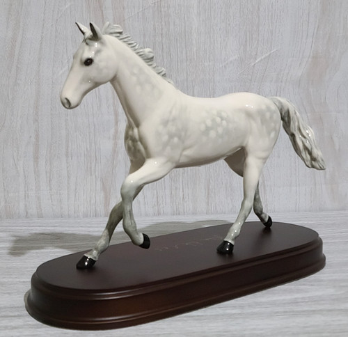 Beswick connoisseur model one - model,