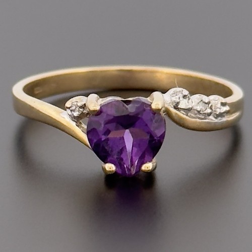 9ct yellow gold - yellow, amethyst