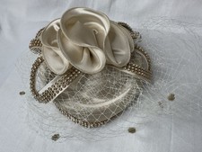 champagne-colored fascinator