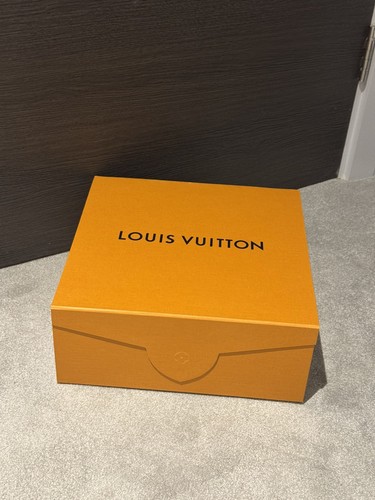 Louis vuitton empty - louis, box