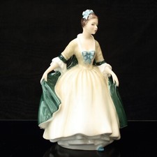 Royal Doulton Figurine Elegance HN2264 Modelled by Margaret Davies, Boxed