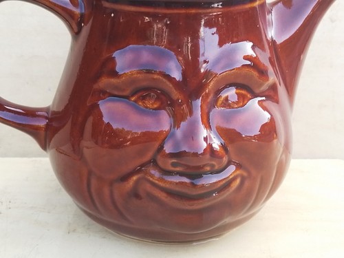 Vintage old antique tea pot - old,