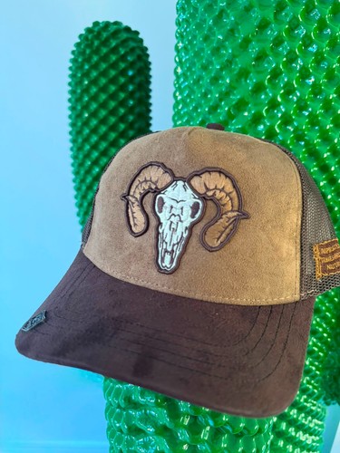 Ram skull farm animal trucker - ram,