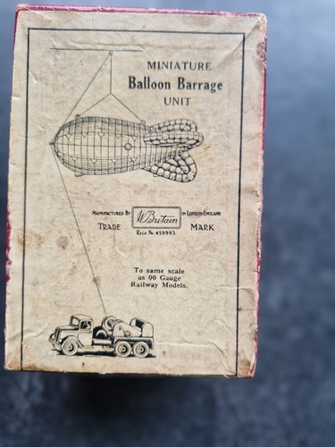 Britains barrage balloon and - barrage,