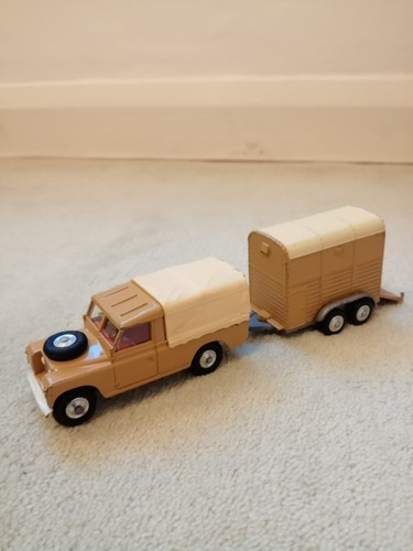 Corgi toys land - corgi,