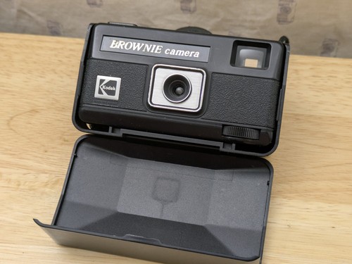 110 film instamatic - 110, cameras