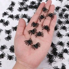 20 Fake Realistic Spider