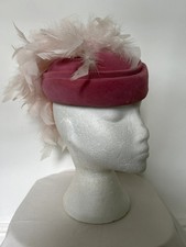 Vintage 60s statement pillbox hat feathers velvet riding cocktail tilt #VA @DAR