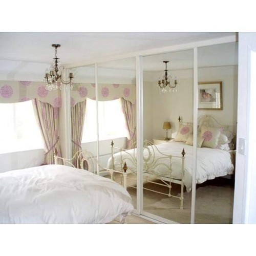 Mirror sliding doors to - mirror,