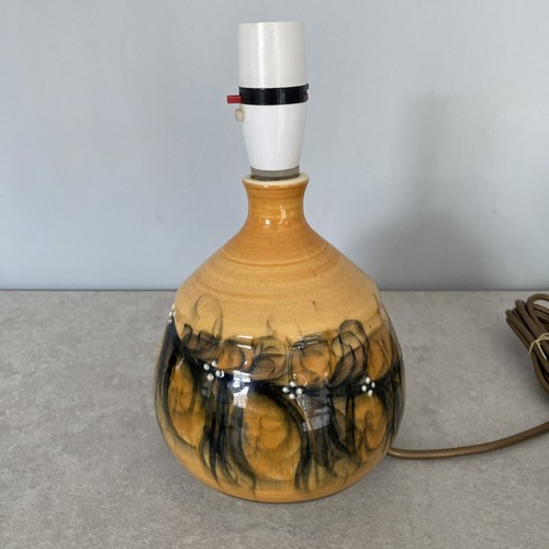 Alvingham pottery lamp base - alvingham,