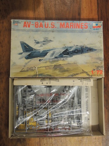 Esci us marines - av-8a,