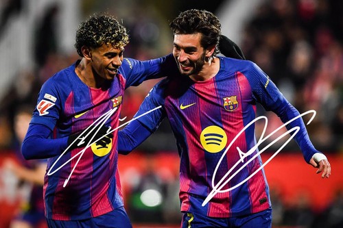 Yamal torres signed - &,