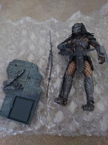Neca scar predator figure - neca,