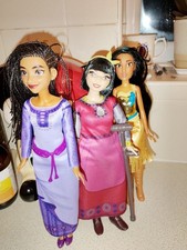 Bundle Of Disney Dolls - Wish And Pocahontas