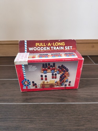 Vintage pull along wooden - pull,