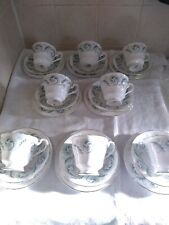 Royal Standard Garland 24 Piece Teaset