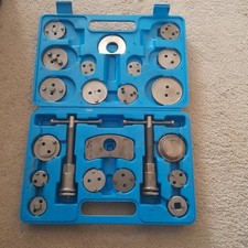 FreeTec 24pcs Heavy Duty Disc Brake Caliper Tool Set and Wind Back Kit for Brake