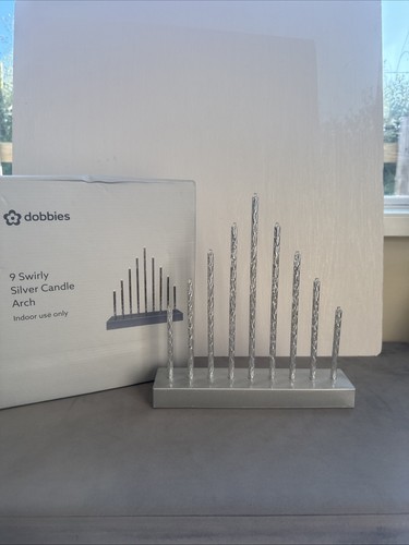 Dobbies swirly silver candle - swirly,