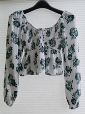 Hollister, long sleeved XS