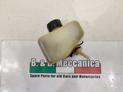 Brake fluid tank - brake, d