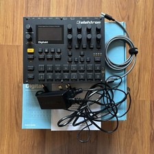 Elektron Digitakt MK1 Drum Machine Sampler Sequencer Excellent Condition Boxed
