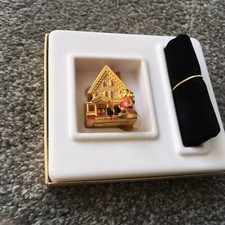 Estee Lauder 'Victorian