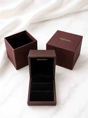 Boucheron burgundy square - boucheron,