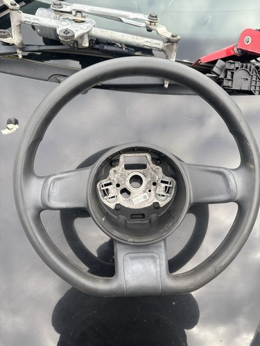 2013 steering wheel - vw,