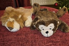 Small Lion And Monkey Hot