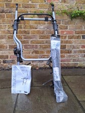 Thule 9104 rear mounted bike rack for 3 bikes, incl 2No 982 crossbar supports