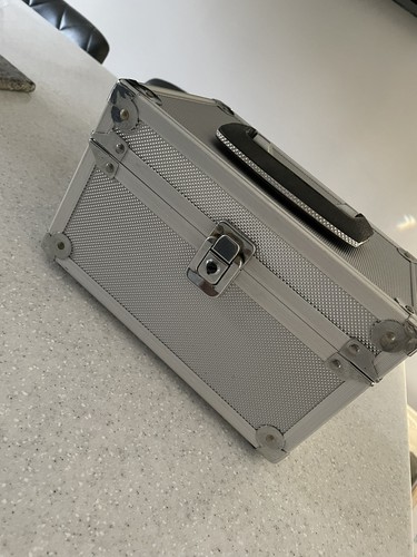 Silver aluminium style - silver,