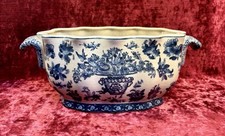 A Stunningly Attractive Large Crackle Glaze Chinese Blue & White Planter Perfect