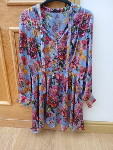 Zara size large - , floral