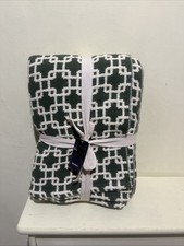 Habitat Chain Geo Woven Throw