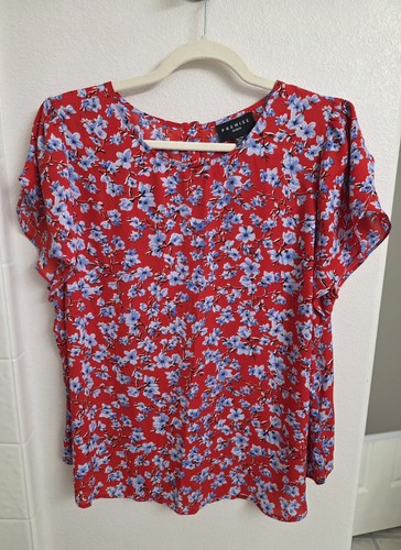 Premise woman red white - red,