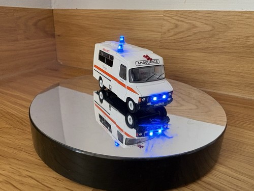 Working lights oxford diecast - working,