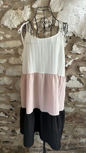 Shein curve white pink black - white,