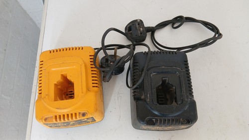Dewalt chargers push in - push,
