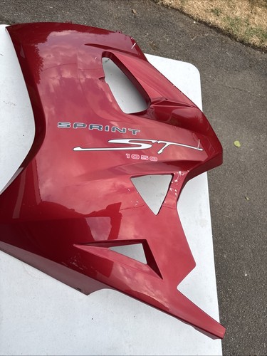 Triumph sprint 1050 - triumph, st