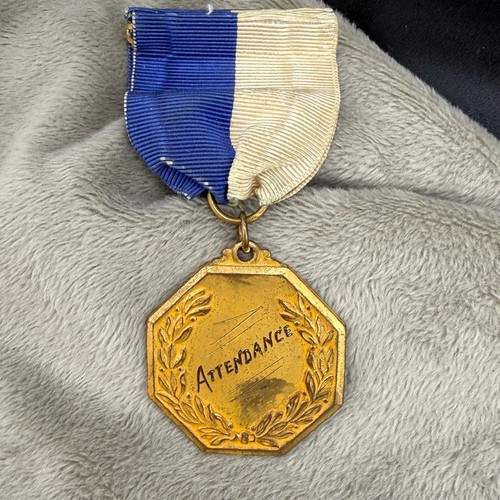 Vintage estate attendance - vintage,