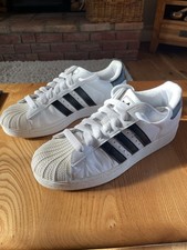 Men’s Adidas Superstars Black and White Size 8 UK