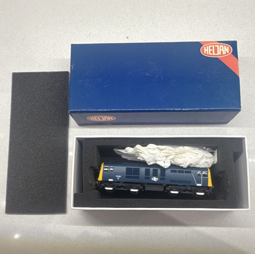 Heljan class 25 diesel - class,