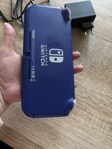 Nintendo switch lite console - lite,