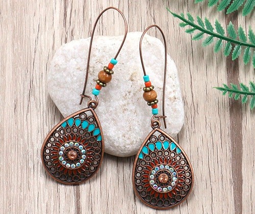 Women vintage tribal - vintage, ethnic
