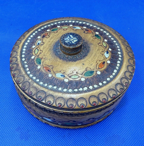 Trinket wooden box round - trinket,