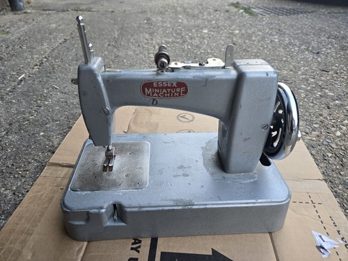 Essex vintage miniature - , sewing