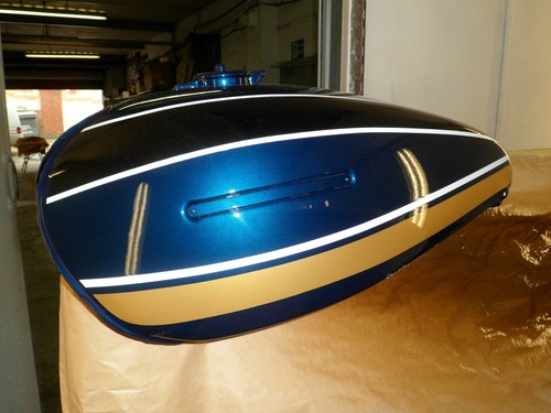 Kawasaki z1b paintwork - kawasaki, decal